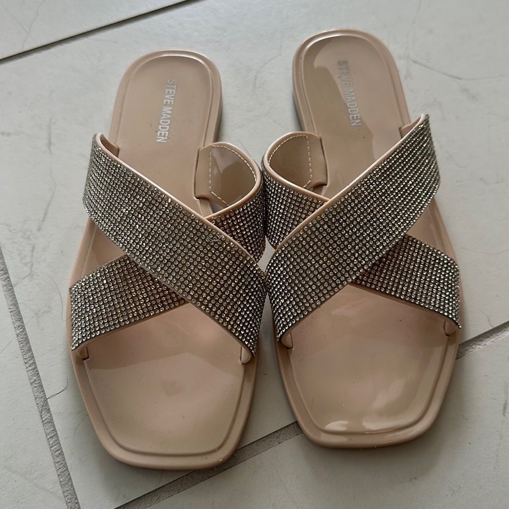 Steve Madden slides